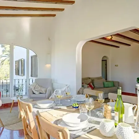 Casa Maakie Вилла El Tosalet